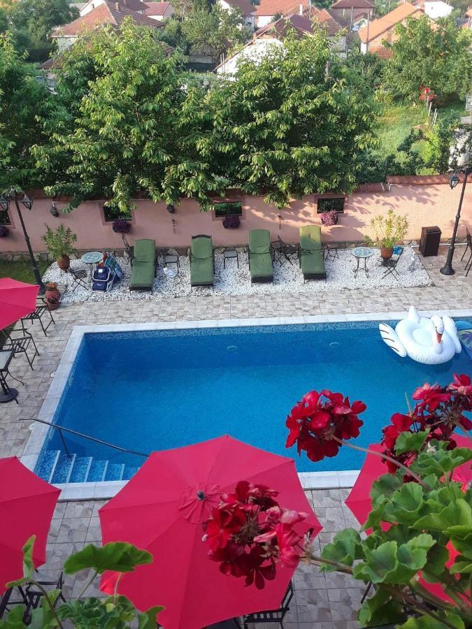 Villa Diana Apartments 斯科普里 外观 照片