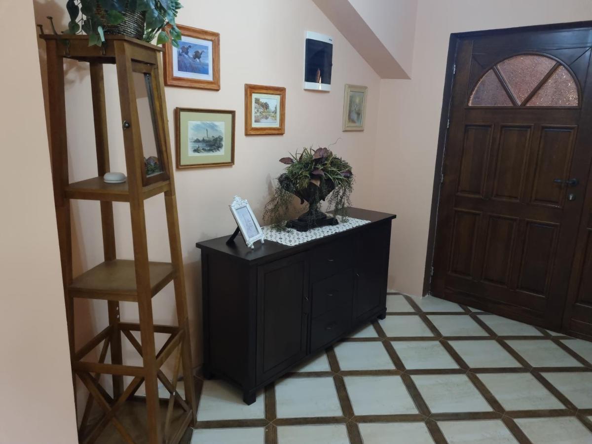 Villa Diana Apartments 斯科普里 外观 照片